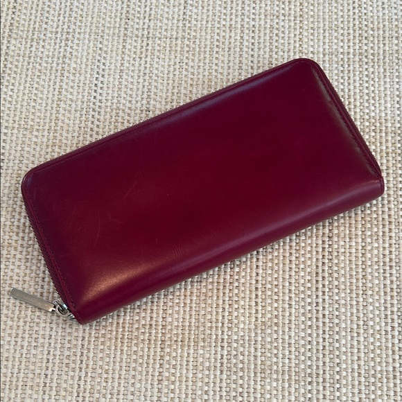 OVERLAND Leather Wallet in Fuchsia Pink - Picture 2 of 9